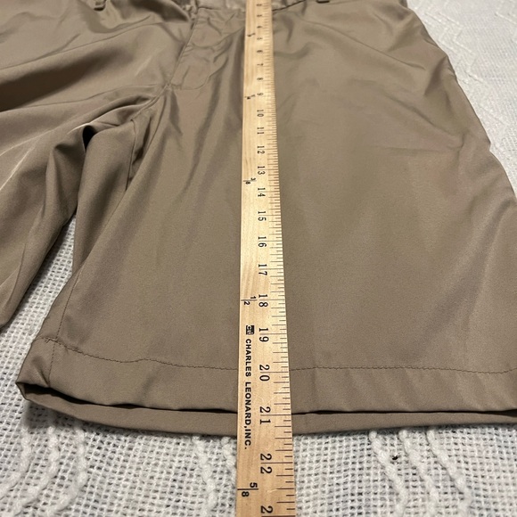 #804. Elderado Chino Golf Shorts. Beige Size 38”. - Picture 2 of 6